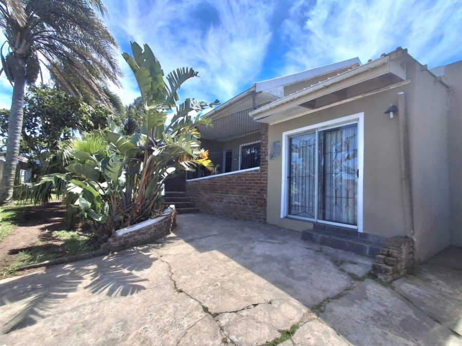 7 Bedroom Property for Sale in Amalinda Eastern Cape